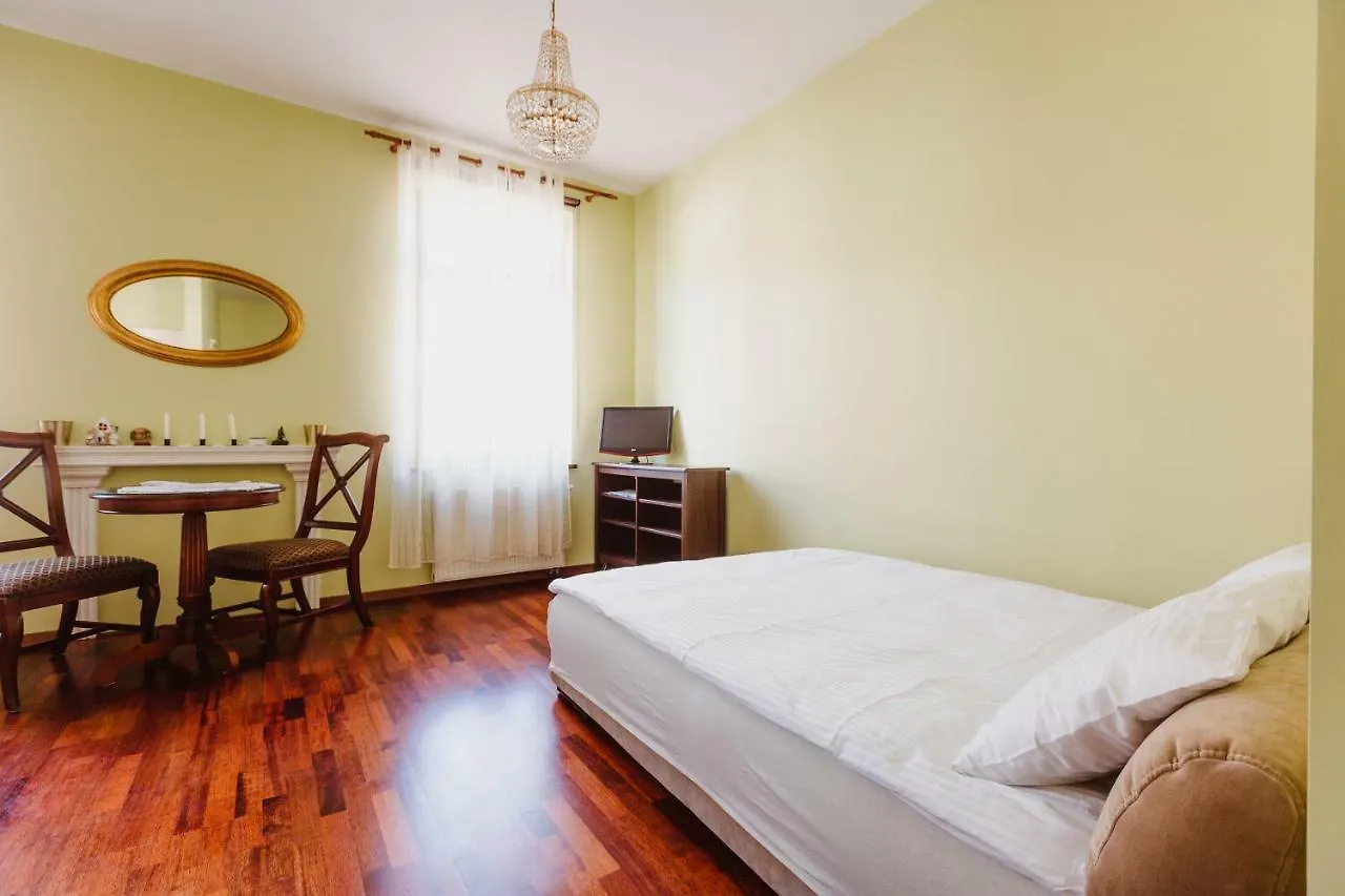 100% Cracovian Traditional Apartment 0*, Krakow Poland
